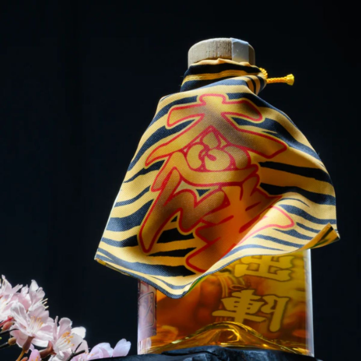 送料無料）赤鳥居 SAKE GIN -花の慶次 EDITION- 700ml （専用箱あり 